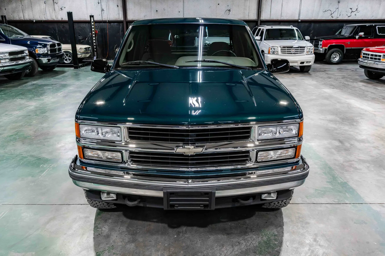 1996-Chevrolet-Silverado-Emerald Green Metallic-146925-40.jpg